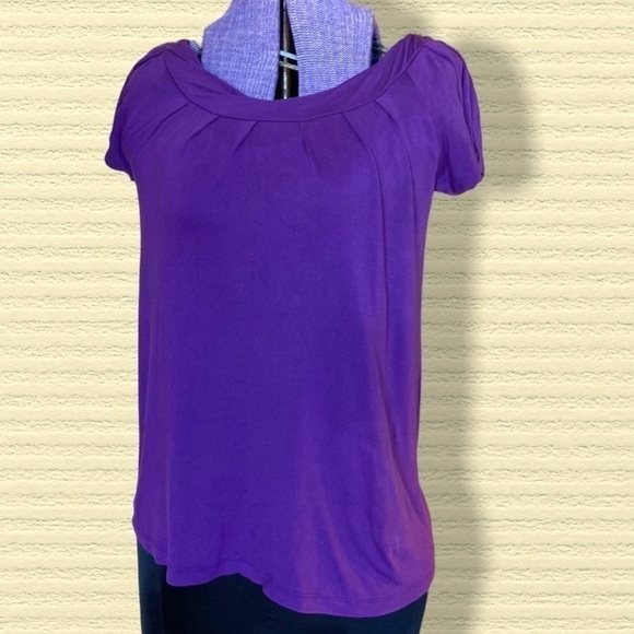 🦄 𝅺apt 9 Purple Cap Sleeve Top Sz S - Picture 1 of 9
